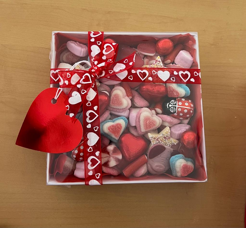 Valentines sweets & chocolates